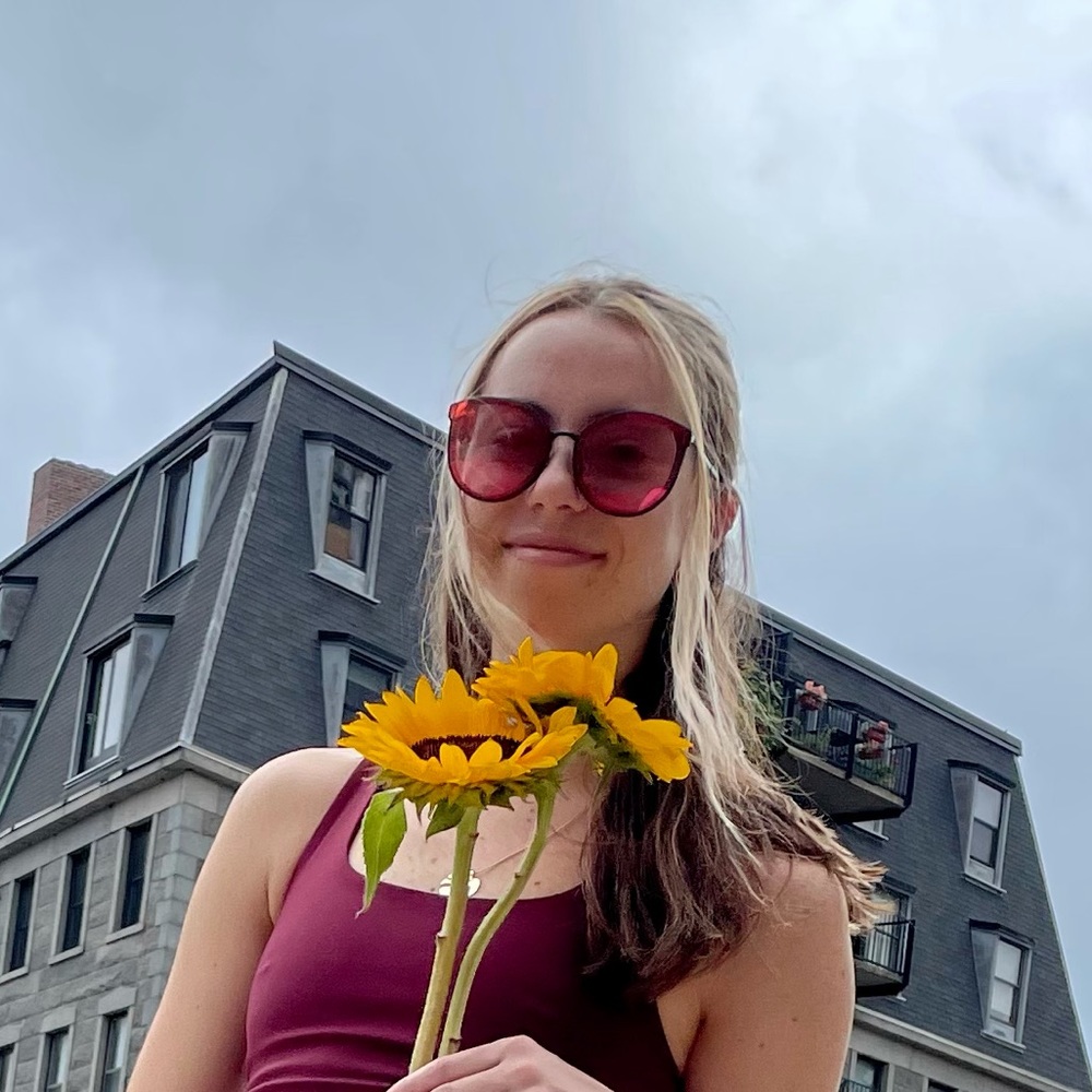 Meet your Posher, Brenna